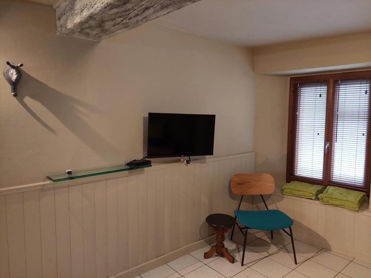 Moderne Historique Apartment Бержерак Екстериор снимка